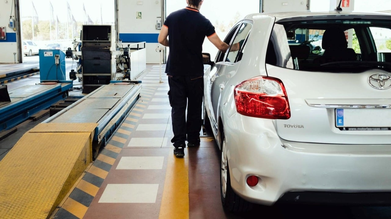 Acusan A La Itv De Realizar Una Prueba Que Rompe Los Coches Y Un Empleado Responde De Esta Manera