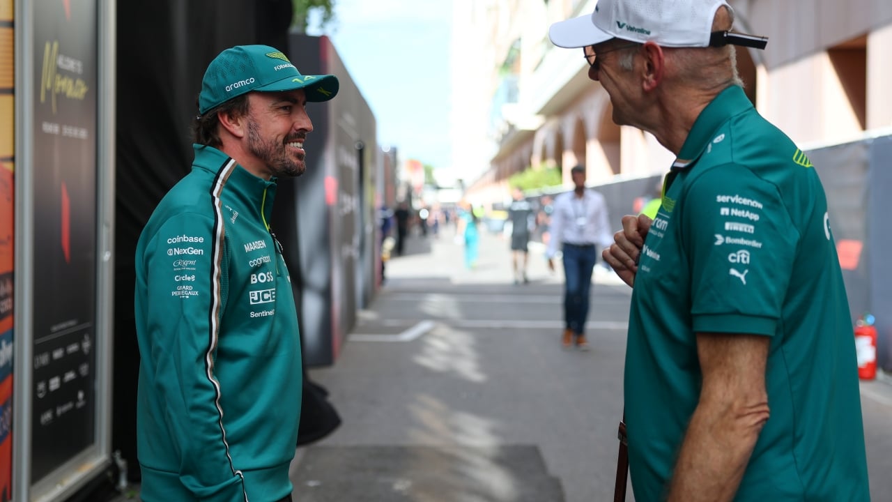 Cowell Lo Admite, ¿De Qué Le Sirve A Aston Martin Tener A Alonso Y Newey Si El Resto No Está A La Altura?