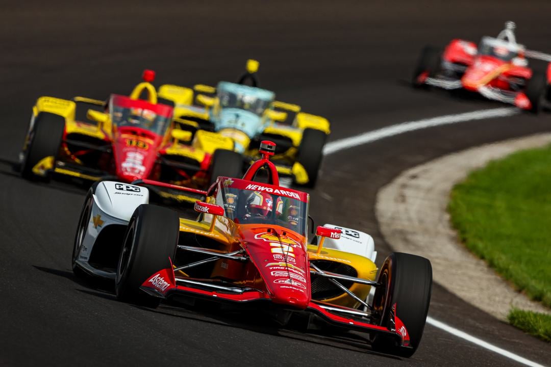 Josef Newgarden Desafía A Palou Y Domina Las Simulaciones De Carrera Y Clasificación Del Jueves
