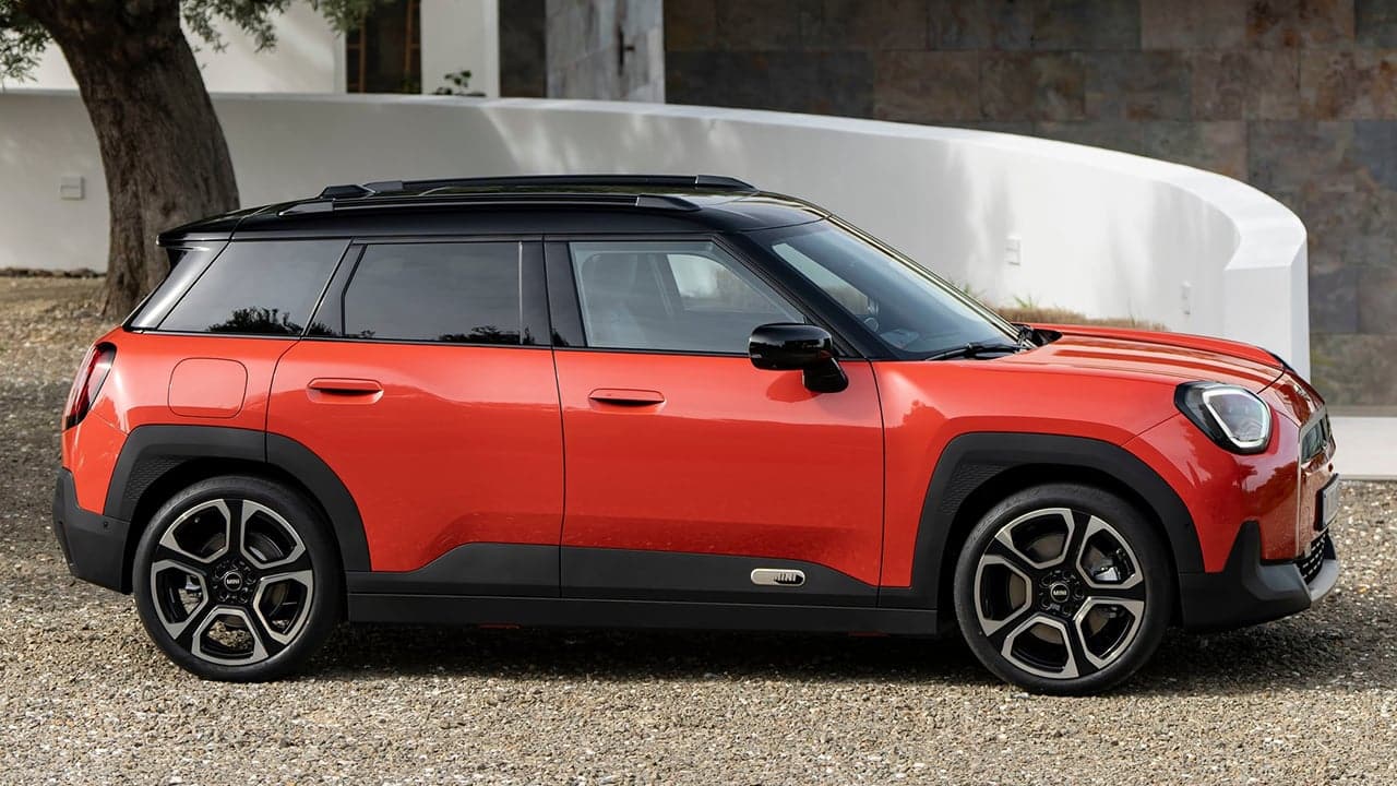La Marca Que Revolucionó El Coche Urbano Ahora Tiene Un Suv De Tamaño Mini Con Etiqueta Cero Y Más De 4.000 € De Descuento