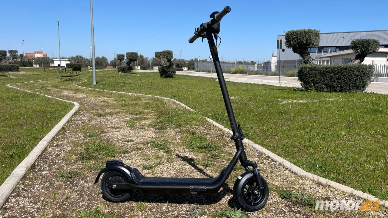 Hasta 600W Y 29 Km De Autonomía, La Gama De Patinetes Eléctricos Niu Kqi 100 Llega A España Con Precios Interesantes