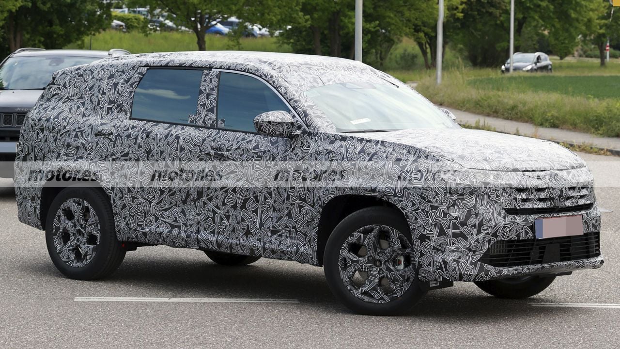 Europa Se Le Queda Pequeña Al Dacia Bigster, La Variante Renault Ya Rueda En Pruebas