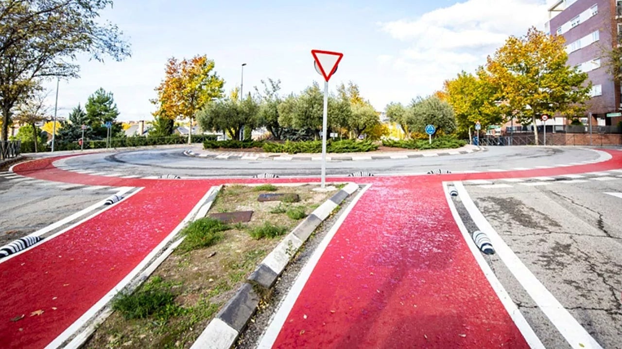 El Ministerio De Transportes Emplea 250 Millones De Euros En Ganarle Terreno A Los Coches 1 El Ministerio De Transportes Emplea 250 Millones De Euros En Ganarle Terreno A Los Coches