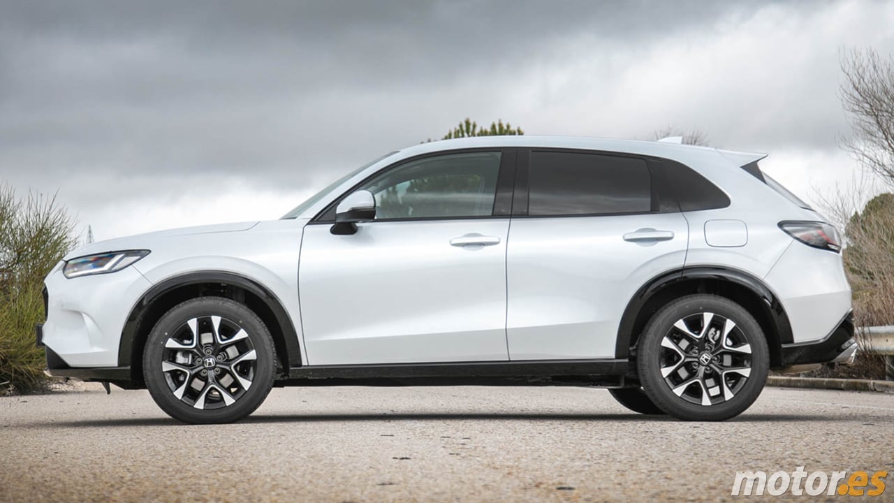 Fiable Como Un Toyota Y Con Etiqueta Eco, Este Suv Híbrido Japonés Es Una Compra Segura Con Más De 5.000 € De Descuento 1 Fiable Como Un Toyota Y Con Etiqueta Eco, Este Suv Híbrido Japonés Es Una Compra Segura Con Más De 5.000 € De Descuento