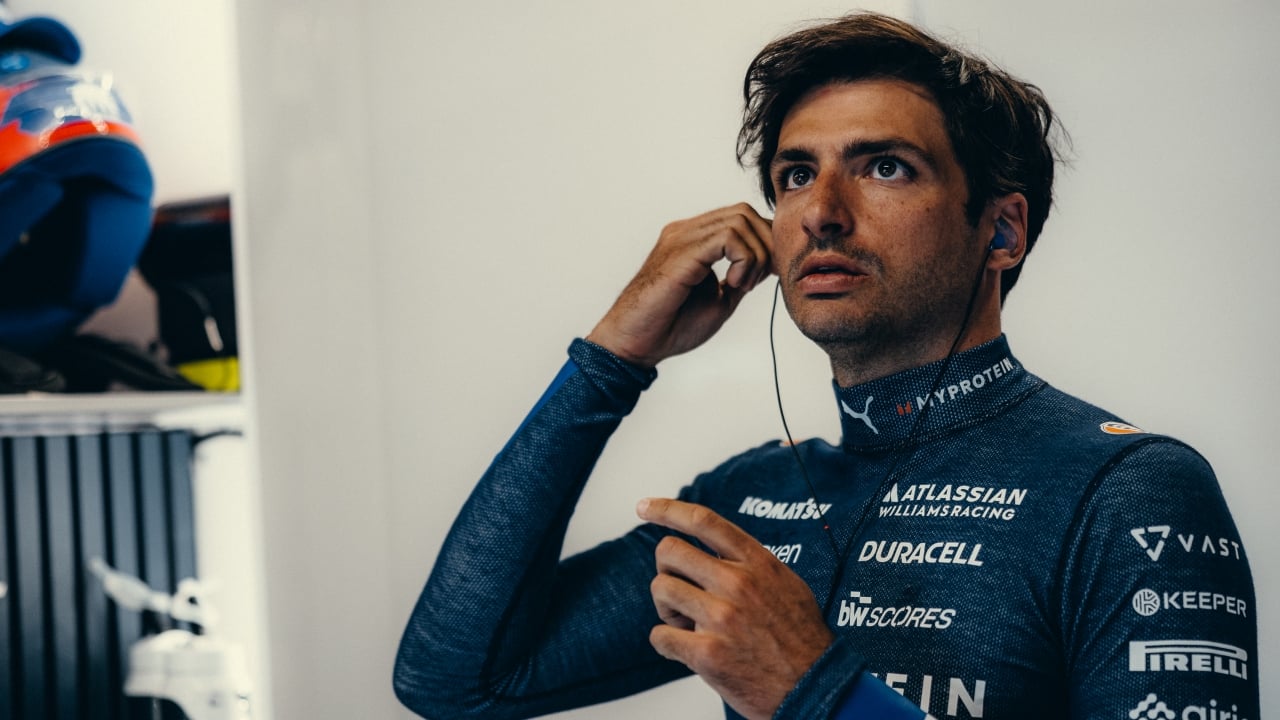 Sainz Cuenta La Verdad Sobre El Famoso Cambio De Chasis: “El Equipo Actuó Antes De Lo Planeado” 1 Sainz Cuenta La Verdad Sobre El Famoso Cambio De Chasis: “El Equipo Actuó Antes De Lo Planeado”