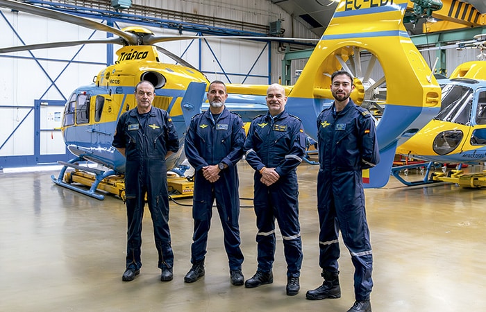 Por Su Seguridad, Vigilancia A&Eacute;Rea